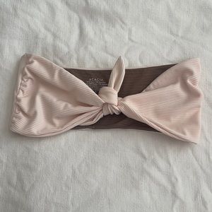 ACACIA (MED) OPAL RIBBED TOP